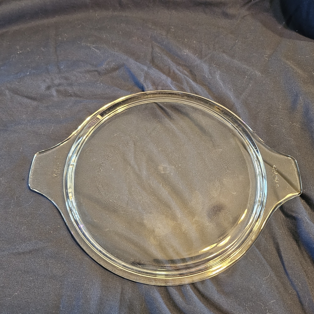 Vintage Pyrex Lid